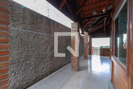 Casa à venda com 260m², 3 quartos e 4 vagasVaranda 