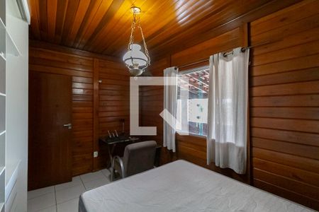 Casa à venda com 260m², 3 quartos e 4 vagasQuarto 2