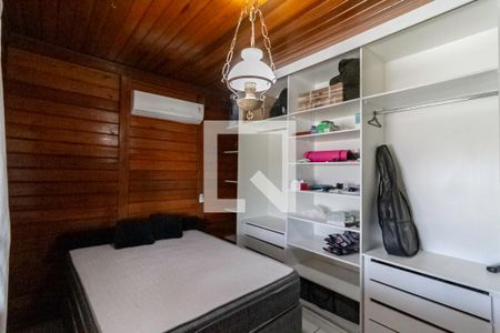 Casa à venda com 260m², 3 quartos e 4 vagasQuarto 2