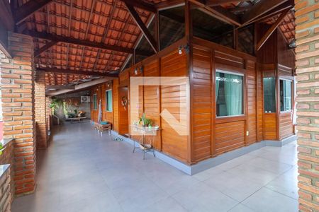 Casa à venda com 260m², 3 quartos e 4 vagasVaranda 