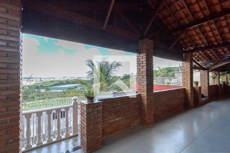 Casa à venda com 260m², 3 quartos e 4 vagasVaranda 