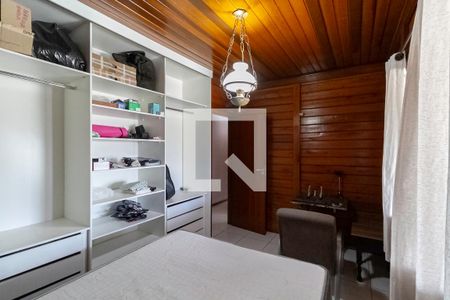 Casa à venda com 260m², 3 quartos e 4 vagasQuarto 2