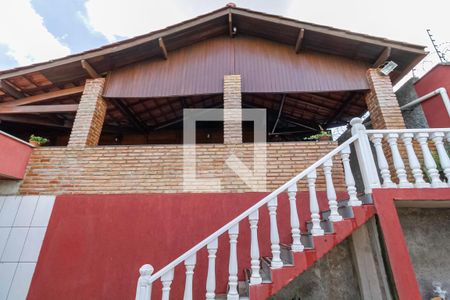 Casa à venda com 260m², 3 quartos e 4 vagasFachada