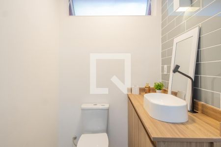 Banheiro de apartamento para alugar com 1 quarto, 47m² em Centro Histórico, Porto Alegre