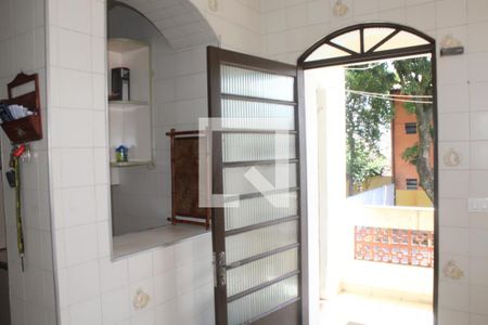 Casa à venda com 400m², 4 quartos e 3 vagasCozinha 1