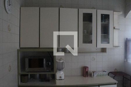 Casa à venda com 400m², 4 quartos e 3 vagasCozinha 1