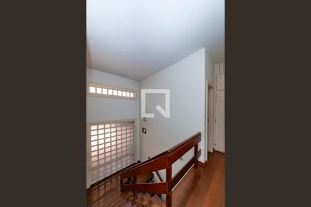 Casa à venda com 549m², 6 quartos e 5 vagasCorredor