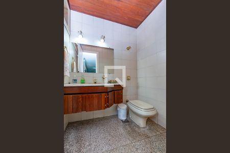 Casa à venda com 549m², 6 quartos e 5 vagasLavabo1