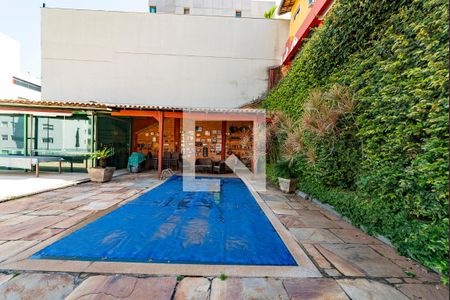 Casa à venda com 549m², 6 quartos e 5 vagasPiscina