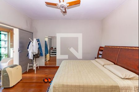 Casa à venda com 549m², 6 quartos e 5 vagasSuíte