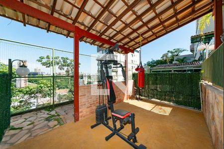 Casa à venda com 549m², 6 quartos e 5 vagasAcademia