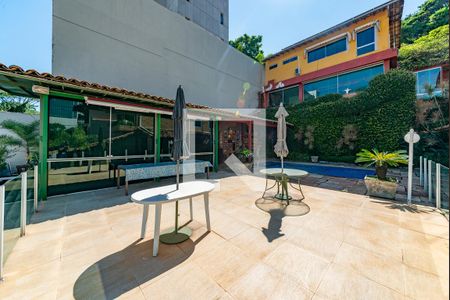 Casa à venda com 549m², 6 quartos e 5 vagasPiscina