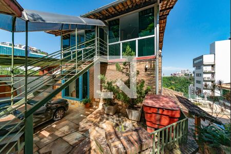 Casa à venda com 549m², 6 quartos e 5 vagasEntrada