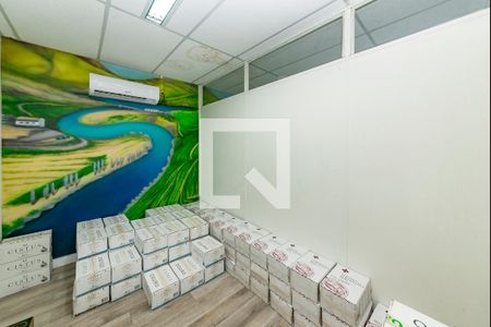 Casa à venda com 549m², 6 quartos e 5 vagasEscritorio 1 - entrada individual