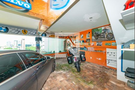 Casa à venda com 549m², 6 quartos e 5 vagasGaragem