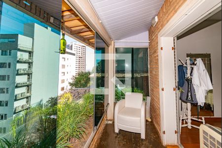 Casa à venda com 549m², 6 quartos e 5 vagasVaranda da Suíte