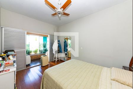 Casa à venda com 549m², 6 quartos e 5 vagasSuíte