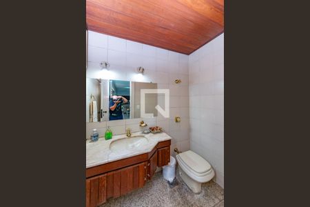 Casa à venda com 549m², 6 quartos e 5 vagasLavabo1