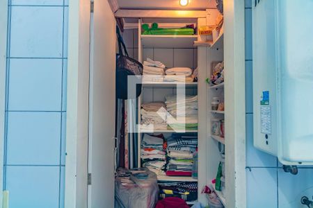 Apartamento à venda com 74m², 3 quartos e 1 vagaÁrea de Serviço