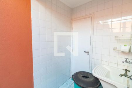 Casa à venda com 280m², 4 quartos e 1 vaga Casa à venda com 280m², 4 quartos e 1 vagaLavanderia