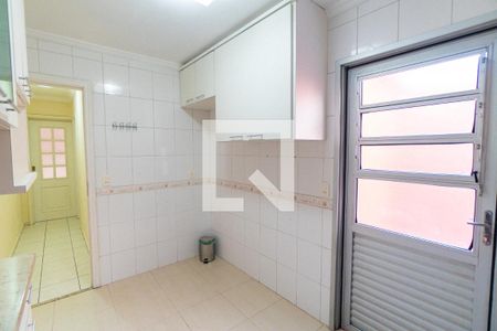 Casa à venda com 280m², 4 quartos e 1 vaga Casa à venda com 280m², 4 quartos e 1 vagaCozinha