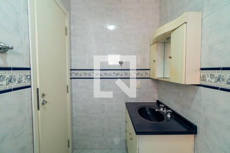 Casa à venda com 280m², 4 quartos e 1 vaga Casa à venda com 280m², 4 quartos e 1 vagaBanheiro Social