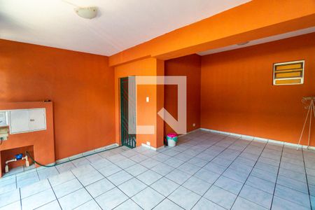 Casa à venda com 280m², 4 quartos e 1 vaga Casa à venda com 280m², 4 quartos e 1 vagaGaragem