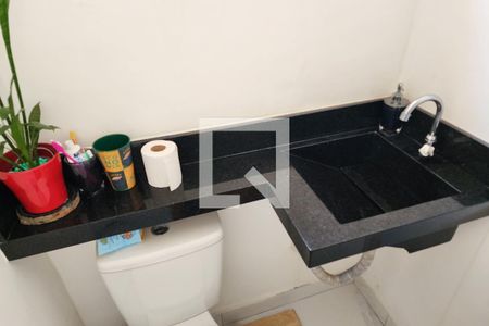 Casa à venda com 110m², 3 quartos e 2 vagasLavabo