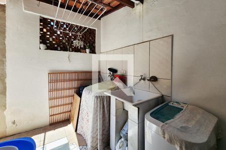 Casa à venda com 110m², 3 quartos e 2 vagasÁrea de Serviço