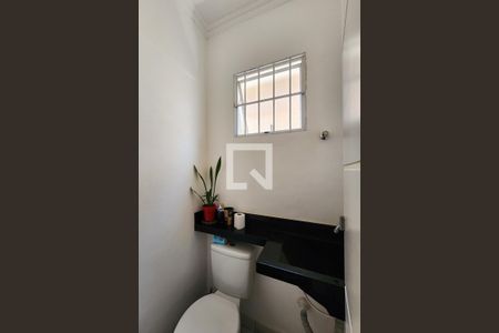 Casa à venda com 110m², 3 quartos e 2 vagasLavabo