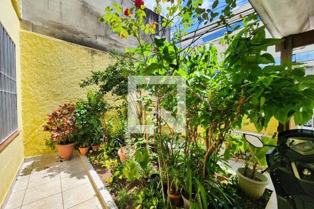 Casa à venda com 110m², 3 quartos e 2 vagasJardim