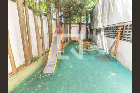 Apartamento à venda com 150m², 2 quartos e 2 vagas Apartamento à venda com 150m², 2 quartos e 2 vagasÁrea comum - Playground