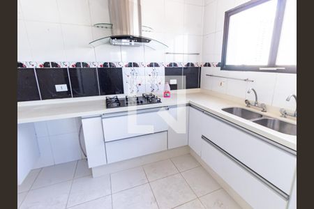 Apartamento à venda com 150m², 2 quartos e 2 vagas Apartamento à venda com 150m², 2 quartos e 2 vagasCozinha