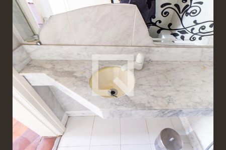 Apartamento à venda com 150m², 2 quartos e 2 vagas Apartamento à venda com 150m², 2 quartos e 2 vagasLavabo