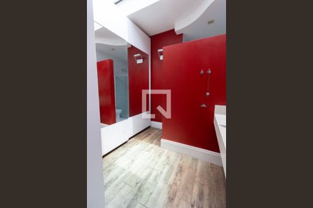 Casa à venda com 300m², 3 quartos e 3 vagasBanheiro 2