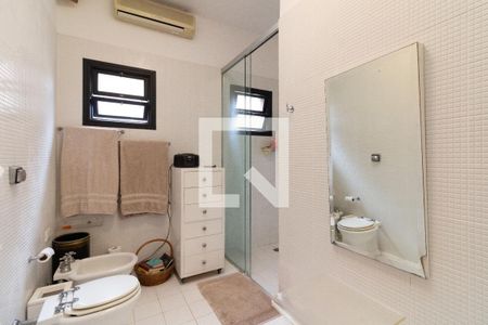 Casa à venda com 300m², 3 quartos e 3 vagasQuarto 3 Banheiro