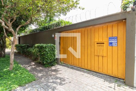 Casa à venda com 300m², 3 quartos e 3 vagasFachada