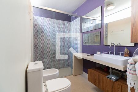 Casa à venda com 300m², 3 quartos e 3 vagasBanheiro