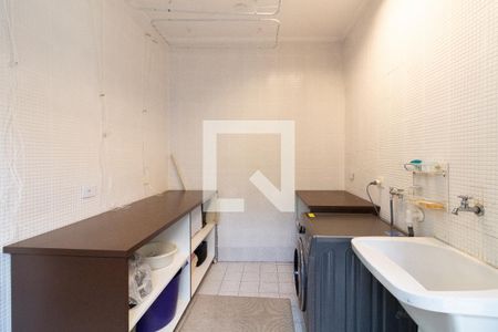 Casa à venda com 300m², 3 quartos e 3 vagasÁrea de Serviço