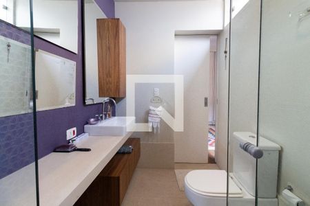 Casa à venda com 300m², 3 quartos e 3 vagasBanheiro