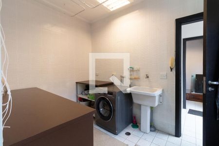 Casa à venda com 300m², 3 quartos e 3 vagasÁrea de Serviço