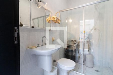 Casa à venda com 300m², 3 quartos e 3 vagasBanheiro de Serviço