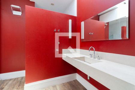 Casa à venda com 300m², 3 quartos e 3 vagasBanheiro 2