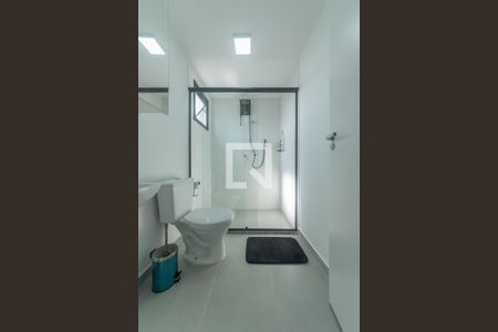 Banheiro de kitnet/studio à venda com 1 quarto, 25m² em Jardim das Acacias, São Paulo