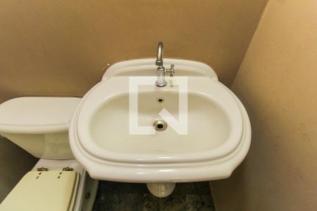 Casa à venda com 178m², 3 quartos e 2 vagasLavabo