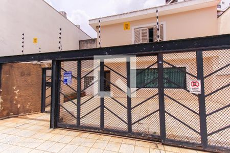 Casa à venda com 178m², 3 quartos e 2 vagasFachada