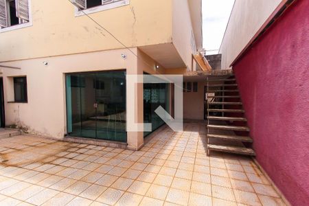 Casa à venda com 178m², 3 quartos e 2 vagasQuintal