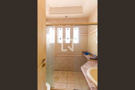 Casa à venda com 178m², 3 quartos e 2 vagasBanheiro