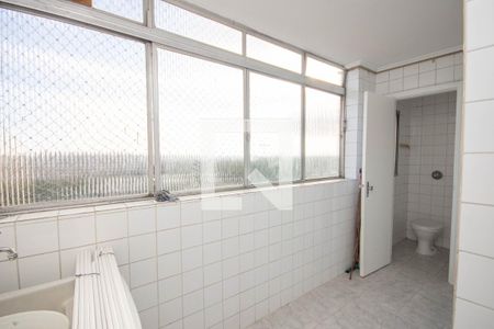 Apartamento para alugar com 111m², 3 quartos e 1 vaga Apartamento para alugar com 111m², 3 quartos e 1 vagaÁrea de Serviço