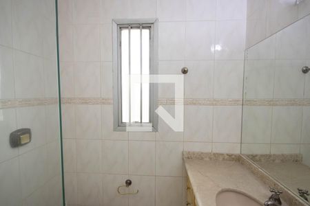 Apartamento para alugar com 111m², 3 quartos e 1 vaga Apartamento para alugar com 111m², 3 quartos e 1 vagaBanheiro 2